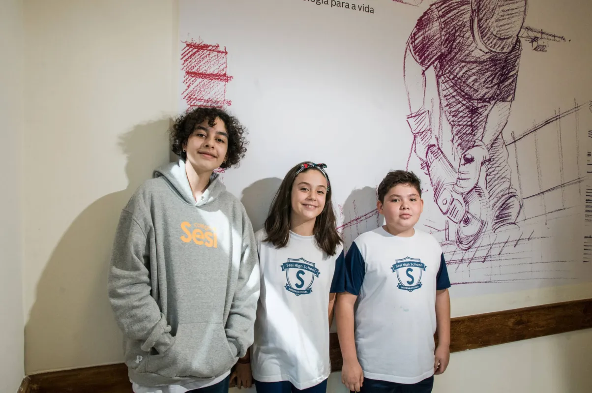 Veridiana Guarany M. P. Martins Araujo, Clarice Avansini Rosa e Gustavo Rotta, do Acess4all 
