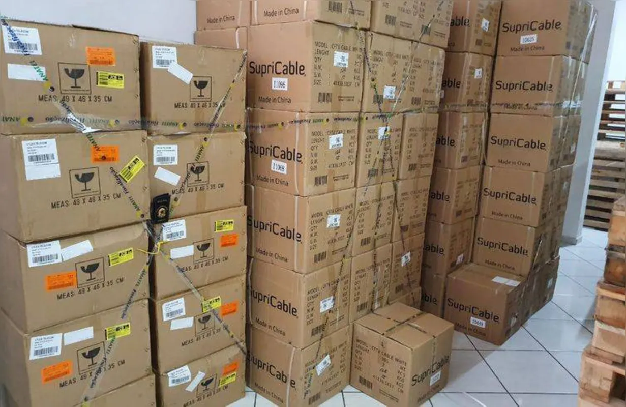 Imagem ilustrativa da imagem Anatel combate pirataria de produtos de telecomunicações em 11 estados