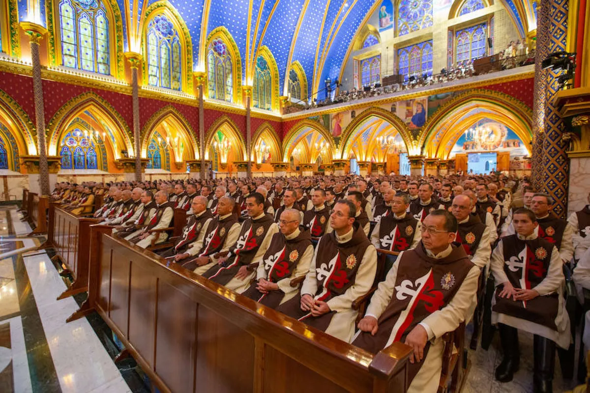 Imagem ilustrativa da imagem Arautos do Evangelho recusam intervenção do papa