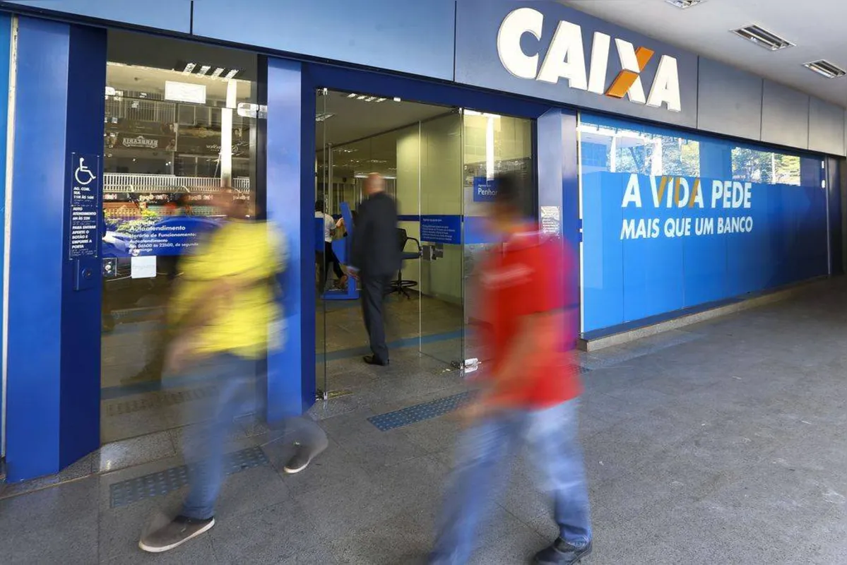 Imagem ilustrativa da imagem Caixa e BB depositam abono salarial PIS/Pasep