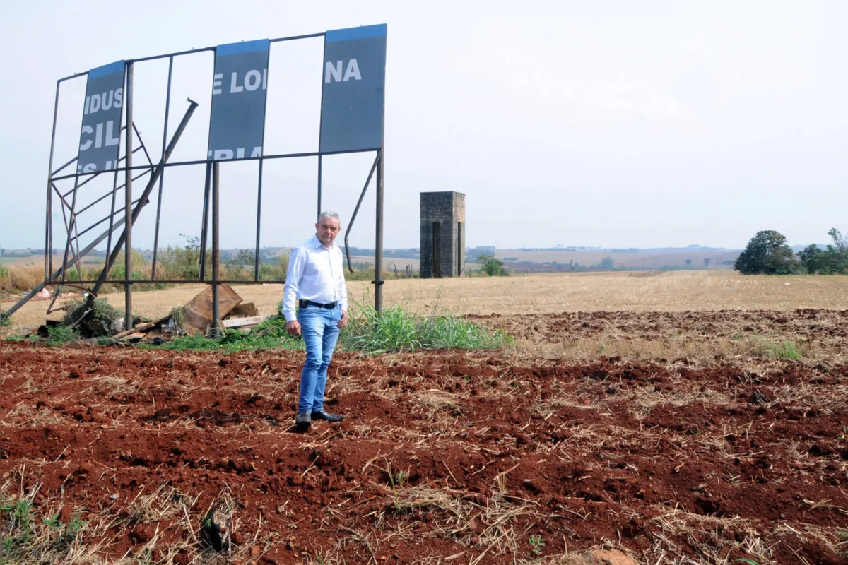 Imagem ilustrativa da imagem Câmara quer cobrar agricultor que explora terreno de futuro condomínio industrial