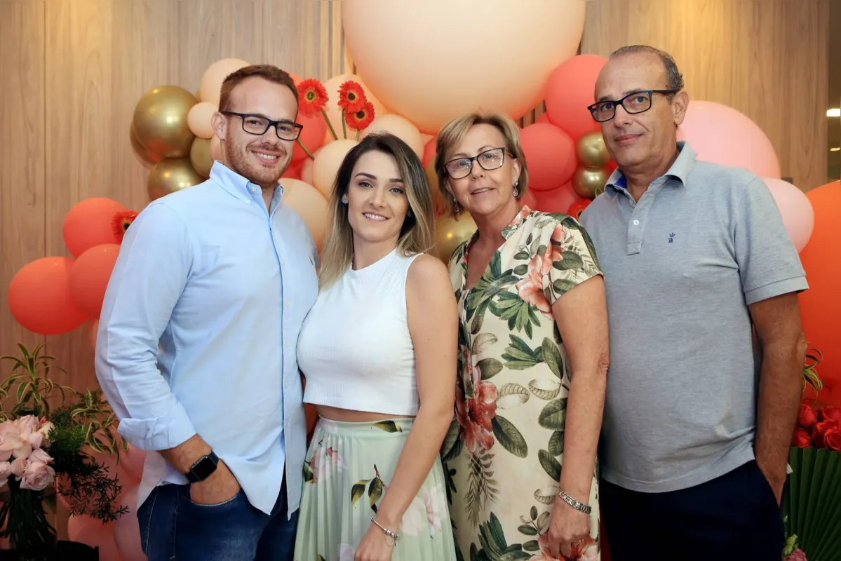 Carlos Pretti, Uiara Vedrami, Sueli Pretti e Carlos Silva