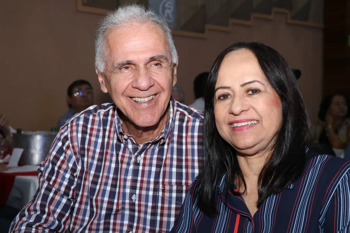 Vicente e Dulcinéia Marioto entre os convidados para o leilão