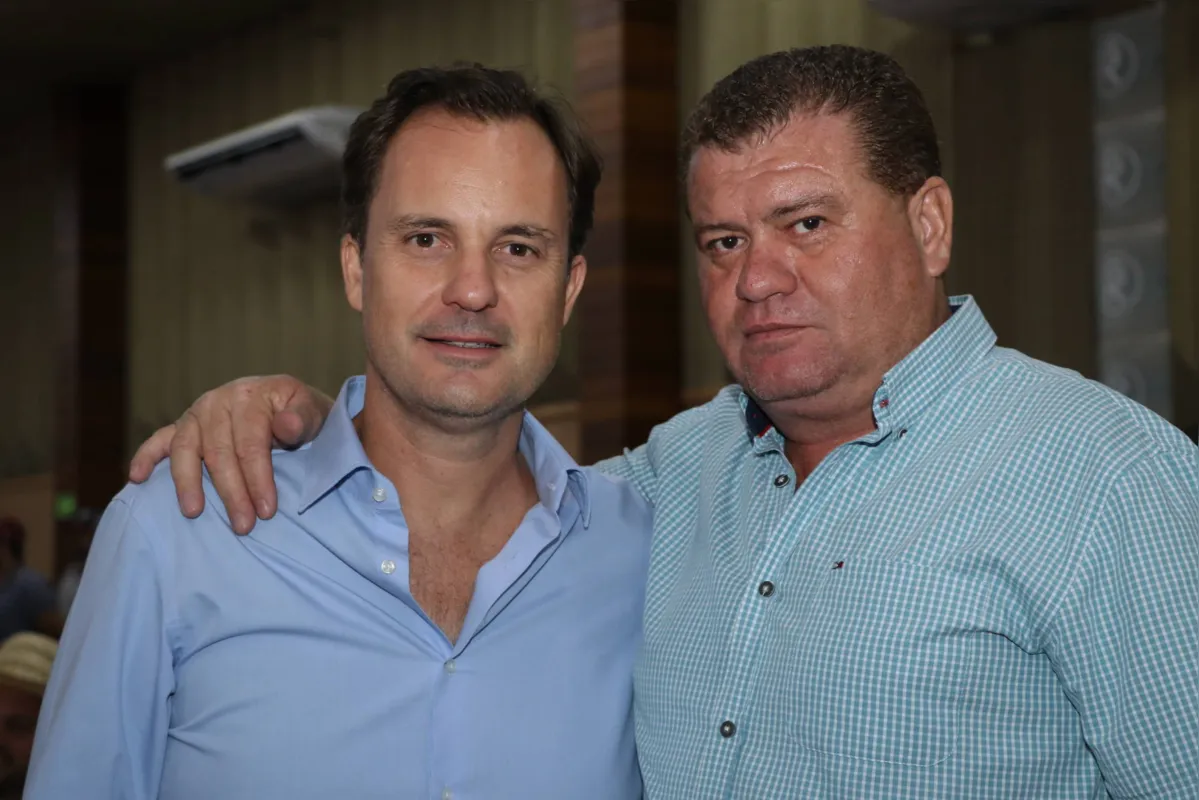 Os pecuaristas Alexandre Turquino e Donizete dos Santos 