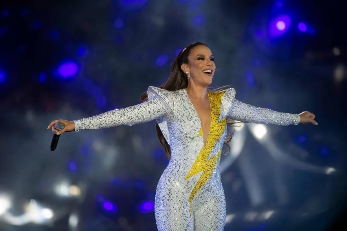 A baiana Ivete Sangalo: "Hoje é dia de rock, mas também de axé"
