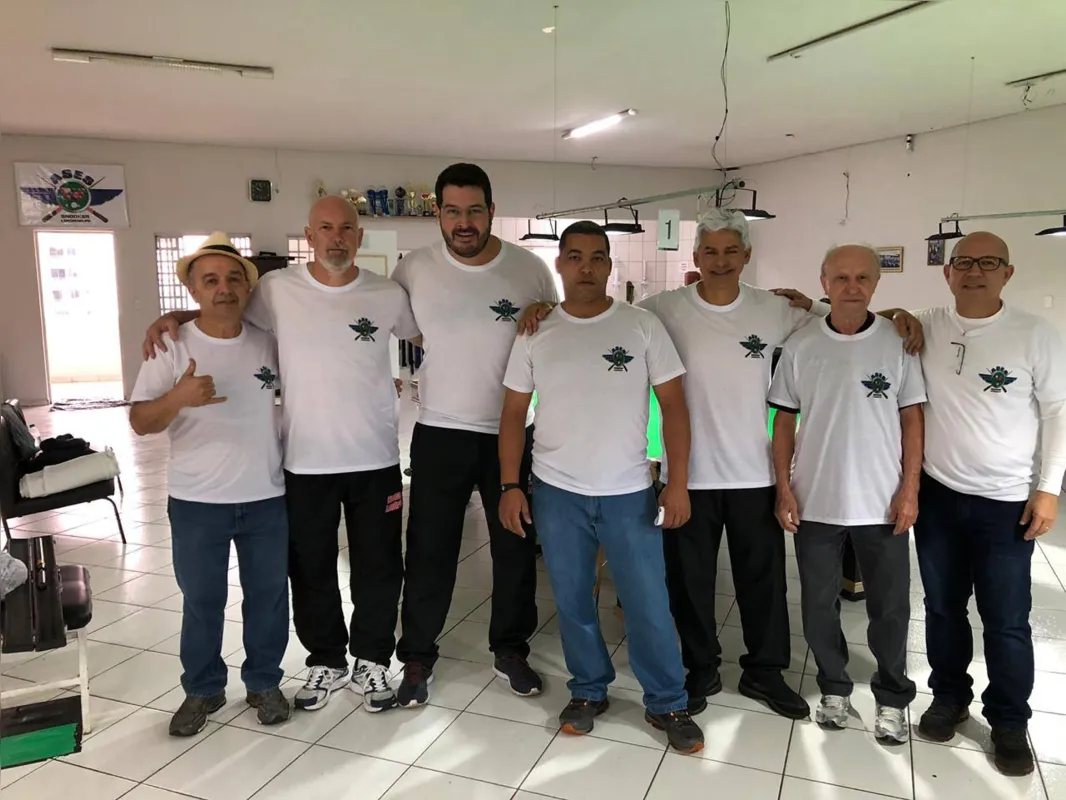 Imagem ilustrativa da imagem Confraternização entre sinuquistas de Londrina