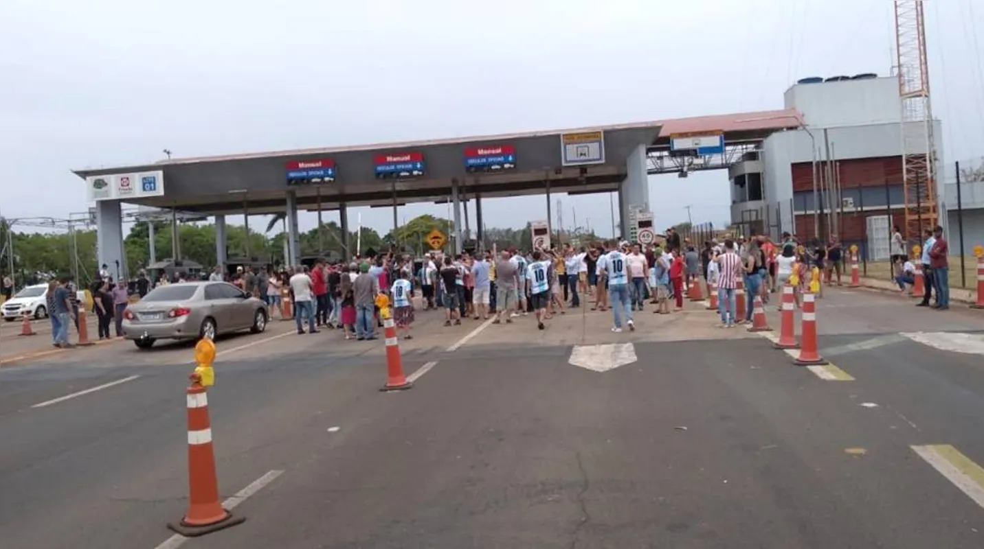 Imagem ilustrativa da imagem DER manda Econorte tirar lombadas e cancelas 'antifugas' de pedágio