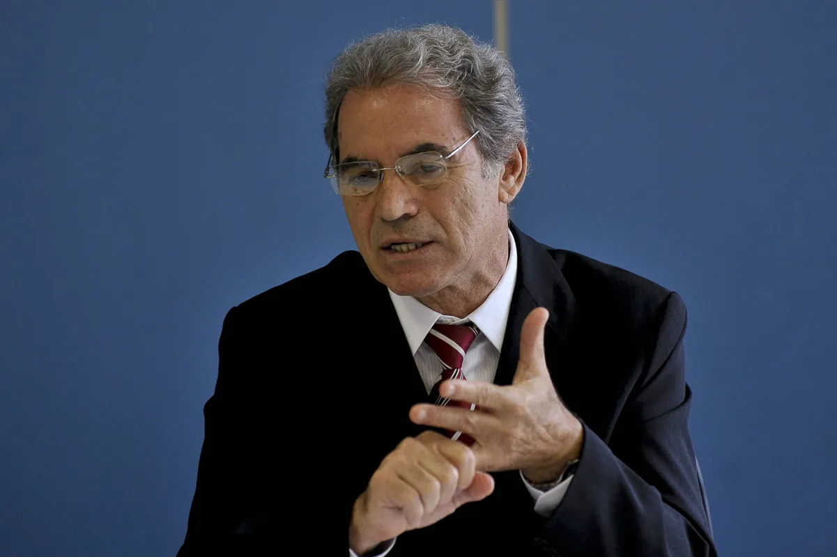 Para o supervisor nacional do IR, Joaquim Adir, a maior parte das informações erradas cai na malha fina e os contribuintes acabam retificando as declarações