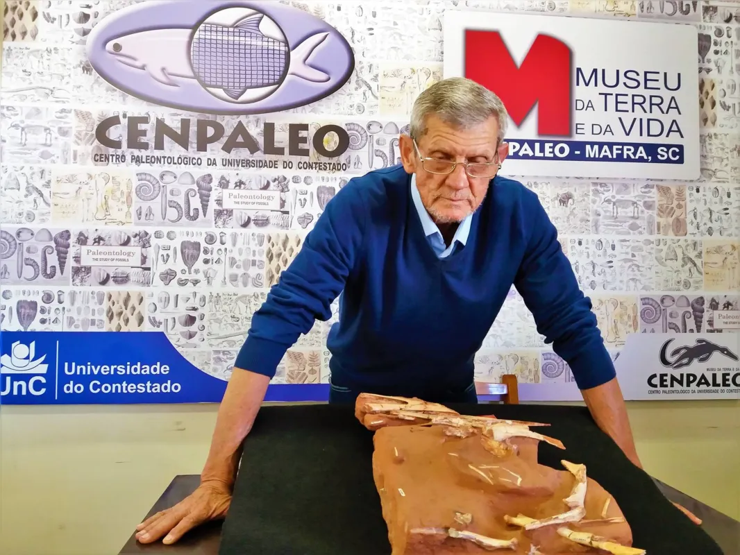 Preparador do Cenpaleo, Vilson Greinert: homenagem