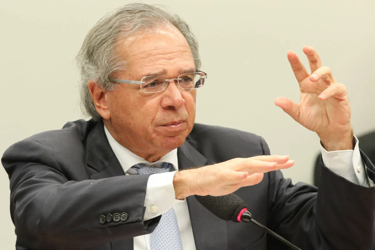 A equipe de Paulo Guedes vai usar o período de teste para tentar mostrar que a medida tem potencial de geração de empregos