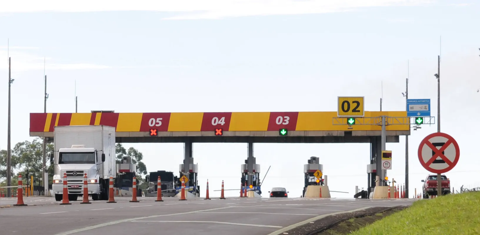 As duplicações serão em cinco trechos da BR-376, na região de Imbaú, e as intersecções na BR-277, em Campo Largo, na PR-151, em Ponta Grossa, Piraí do Sul e Castro, e nas BRs 376 e 373, em Ponta Grossa