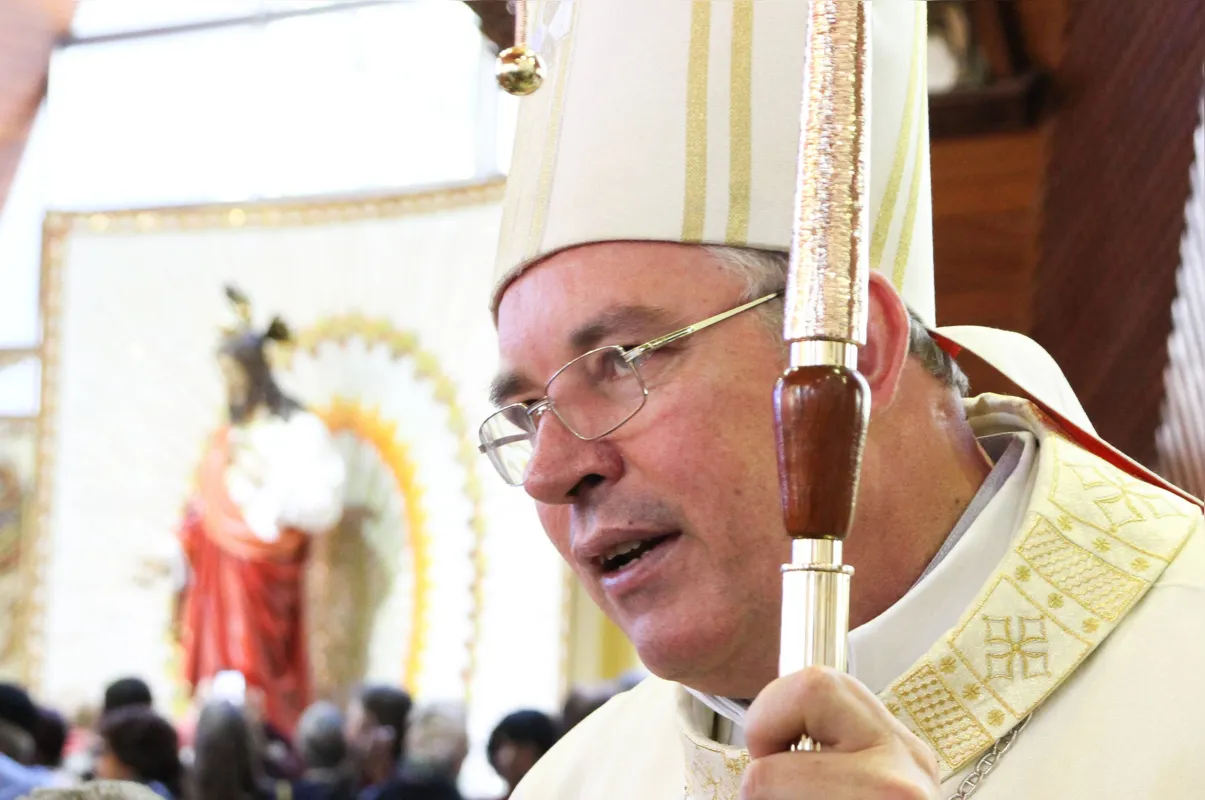 O arcebispo Geremias Steinmetz. alvo de críticas de grupo