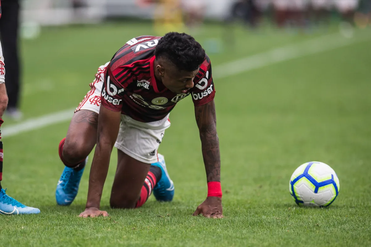 Imagem ilustrativa da imagem Jesus fará titulares carregarem cruz da CBF