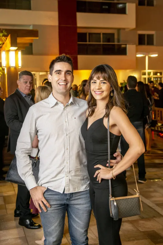 Daniel Ferri e Bárbara Cirilo