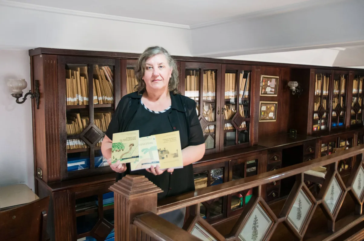 "Decidimos organizar essa ação coletiva”, destaca Regina Célia Alegro, professora da UEL e ex-diretora do Museu Histórico Padre Carlos Weiss