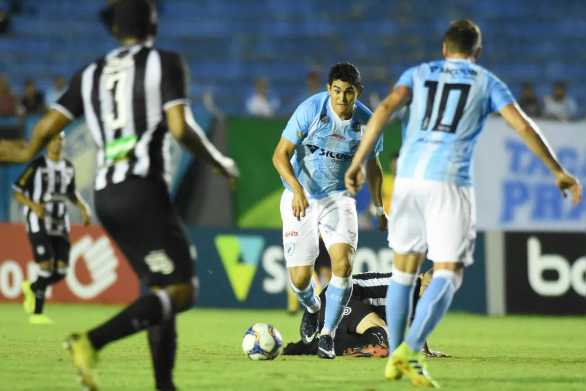 O Londrina jogou melhor, mas teve dificuldades na conclusão a gol novamente