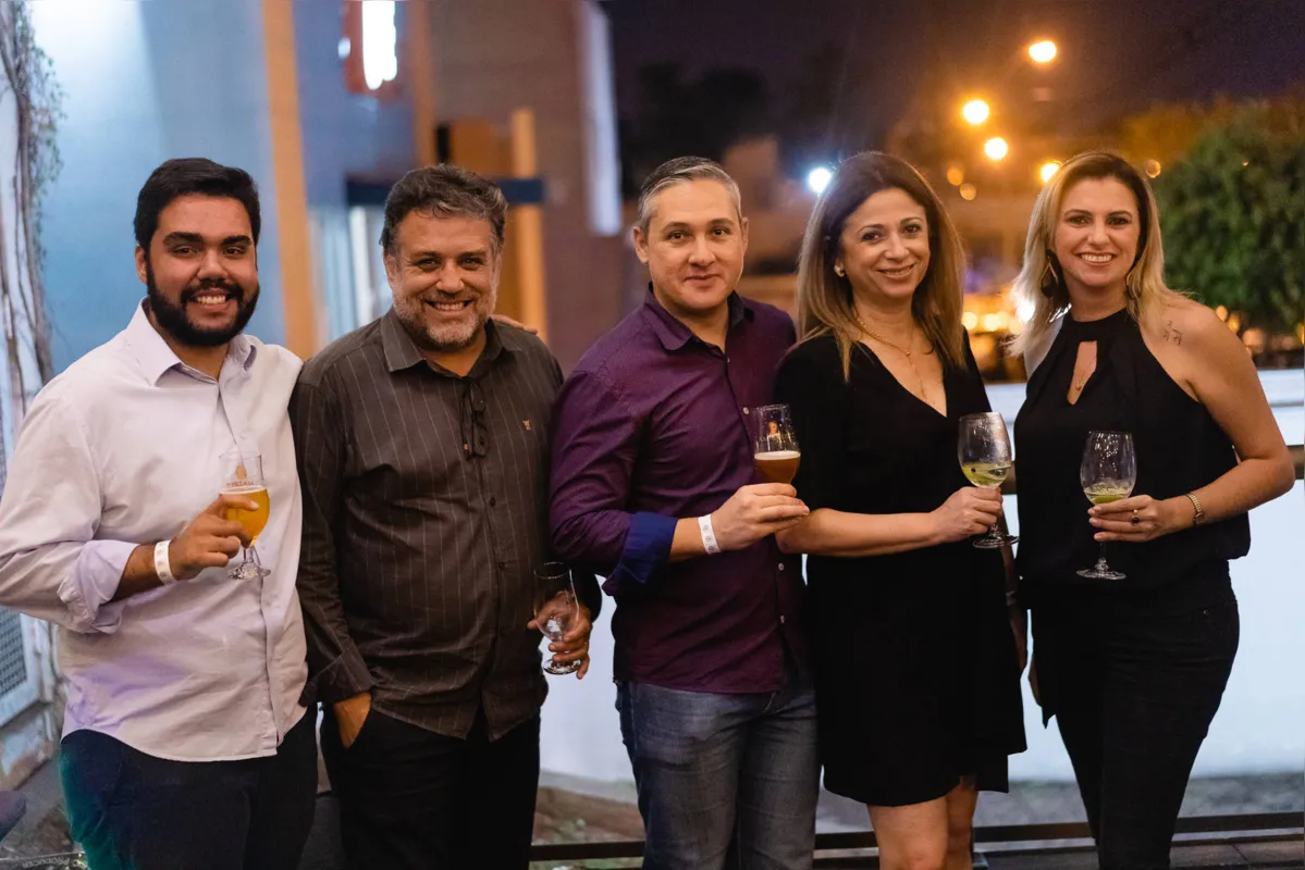 João Gabriel Nery, João Victor Nery, Manassés Rocha, Simone Barnabé e  Marina Marini