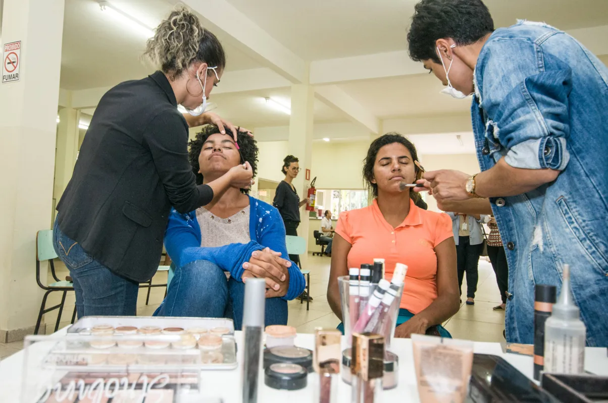“A autoestima é a base para todas as nossas relações,  faz reconhecer o que a gente merece para não aceitar só migalhas”, aponta a fotógrafa Paula Zucoloto