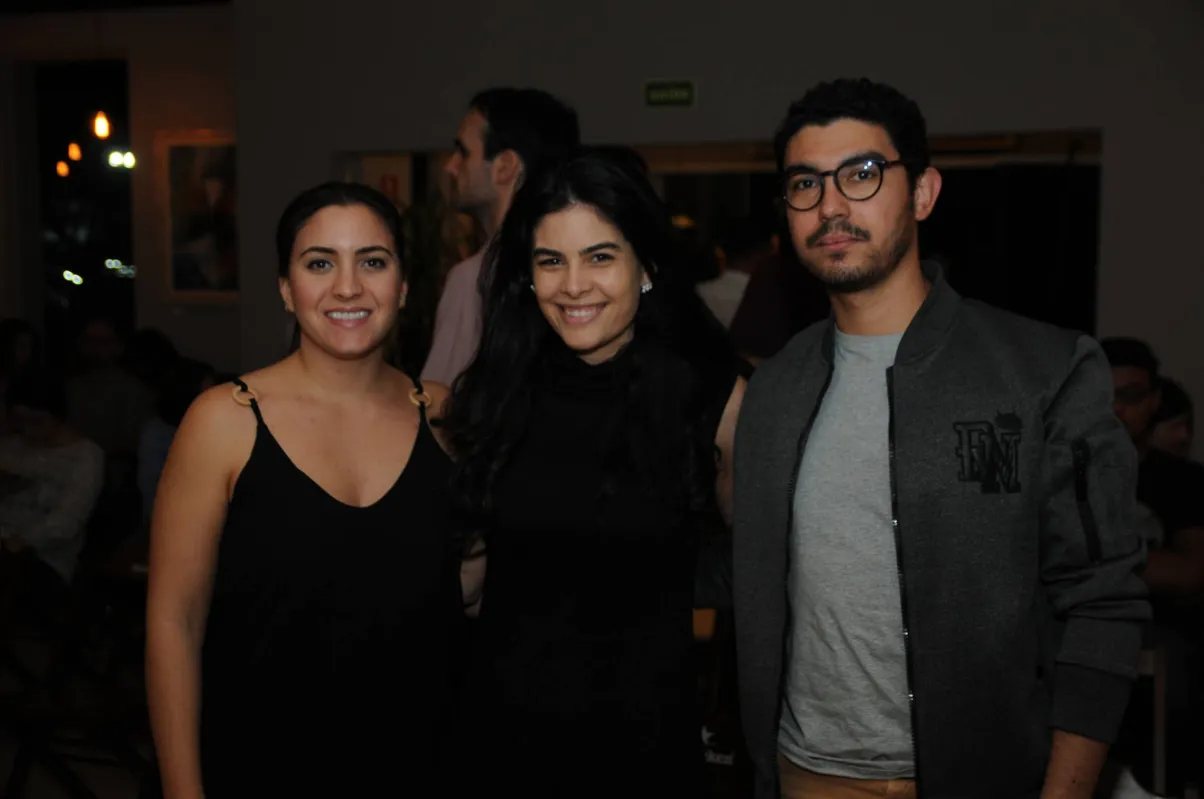 Raquel Nabham Zanoni, Julia Boechat e Bruno Cesar da Luz
