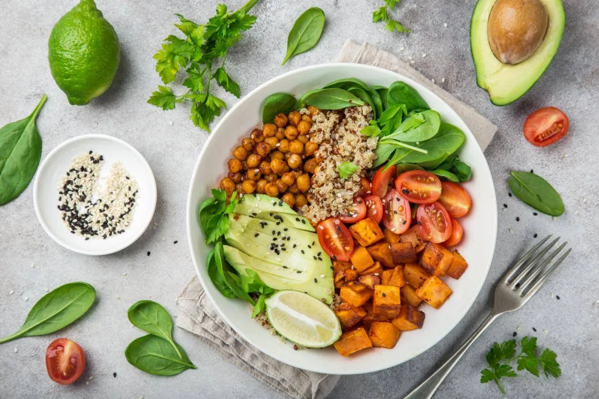 Imagem ilustrativa da imagem Nutricionista esclarece dúvidas e desvenda mitos sobre o vegetarianismo