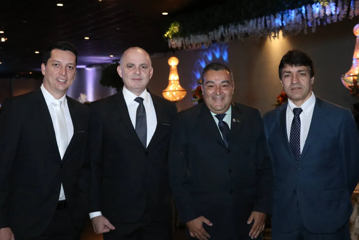 Augusto Gozze, Elizandro Pellin, João Neto Santos e Arthur Piancastelli, conselheiro federal da OAB