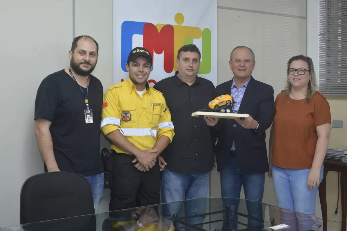Imagem ilustrativa da imagem O Instituto de Educação de Surdos comemora 60 anos