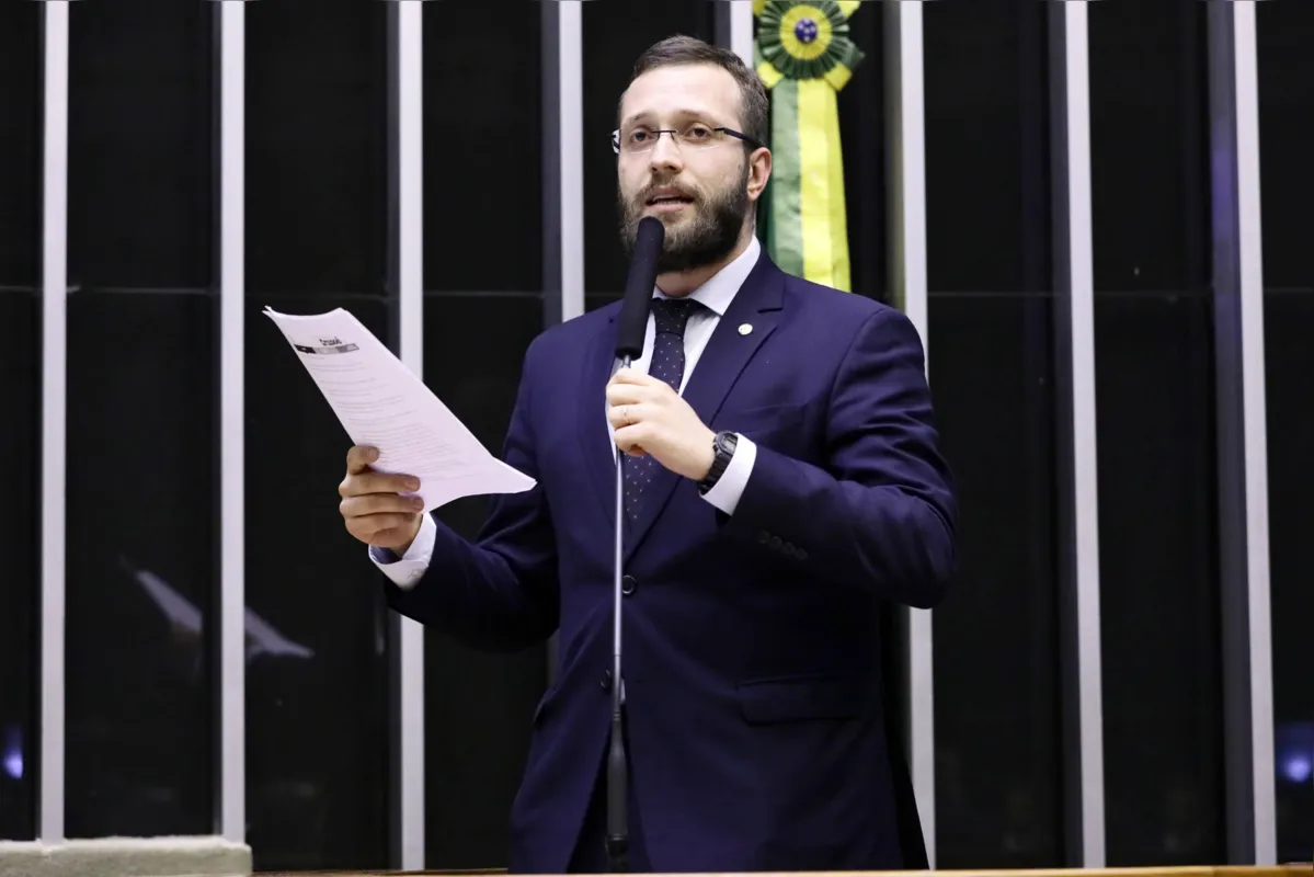 Imagem ilustrativa da imagem PSL busca suspensão, mas  grupo de Bolsonaro volta à liderança