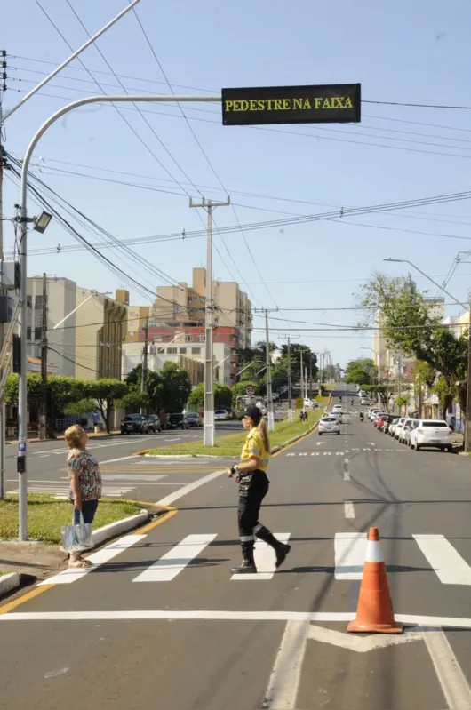 Imagem ilustrativa da imagem Painéis digitais começam a ser testados na zona sul em Londrina