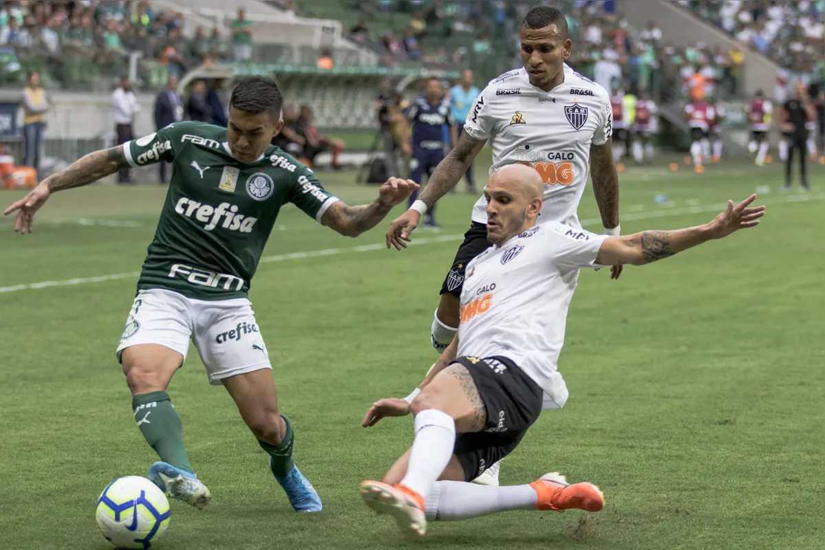 Imagem ilustrativa da imagem Palmeiras sofre para empatar com Atlético-MG em casa