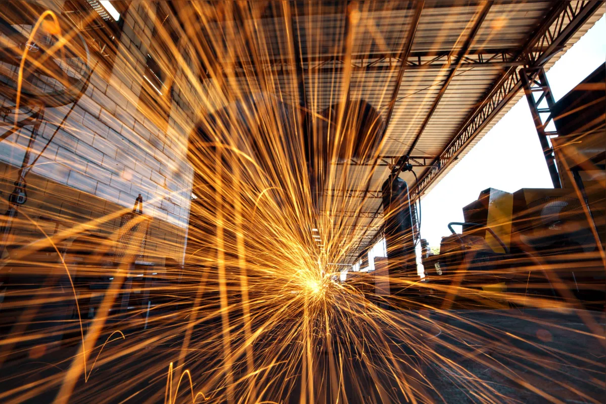 Imagem ilustrativa da imagem Paraná registra terceira maior alta industrial entre 15 estados