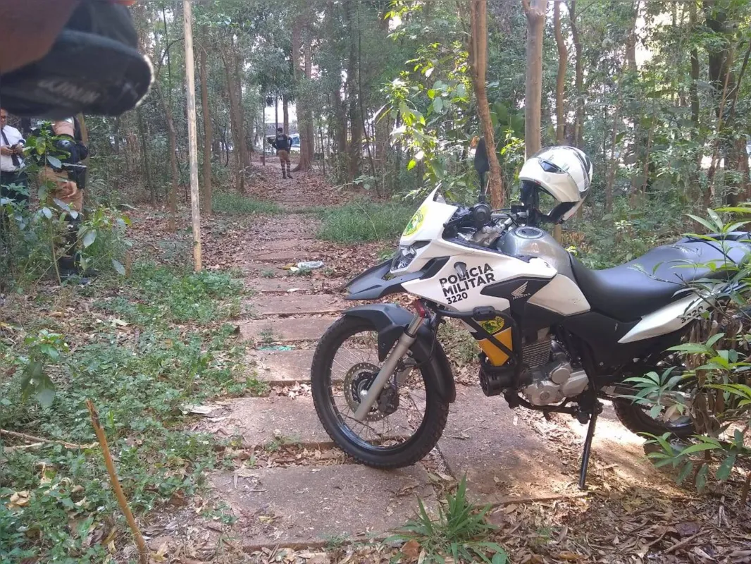 Imagem ilustrativa da imagem Polícia apresenta suspeito de homicídios no centro de Londrina