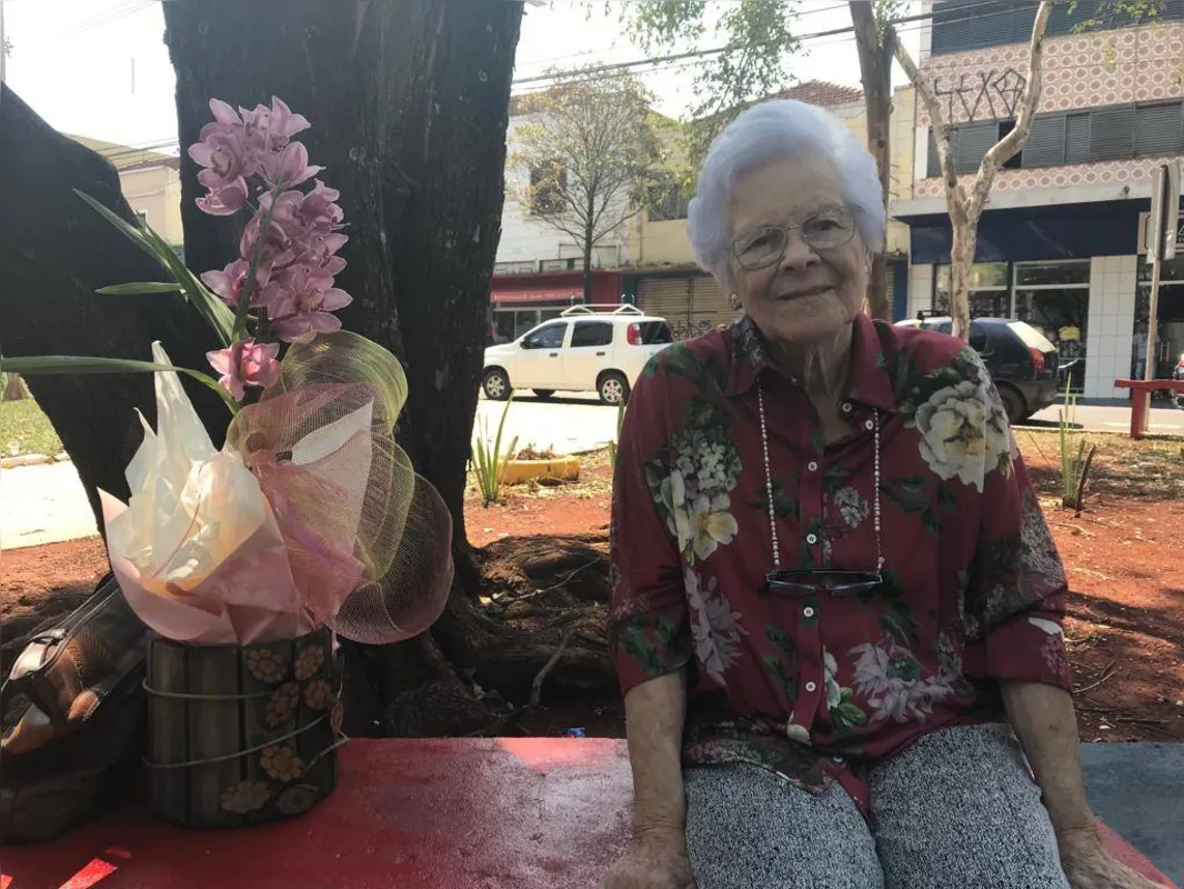 "Estou muito contente, agora é com a prefeitura e vizinhança. Que eles cuidem bem”, comenta Silvandira Ferraresi de Almeida, idealizadora do projeto