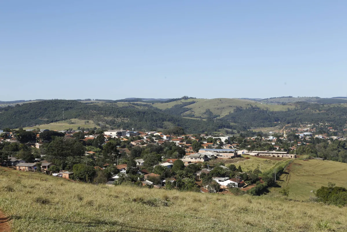 Com a sede situada a 976 metros, São Jerônimo da Serra é a segunda mais elevada da região