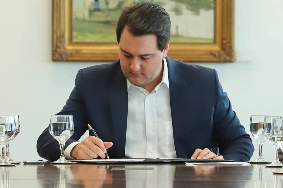 Imagem ilustrativa da imagem Ratinho Jr. propõe fim de licença-prêmio para servidores