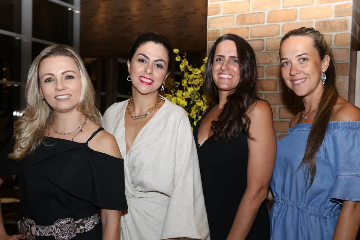  Daniela Consalter, Daniela Viotti, Renata Brandão Canela e Rosane Chineze Araújo, organizadoras do evento 