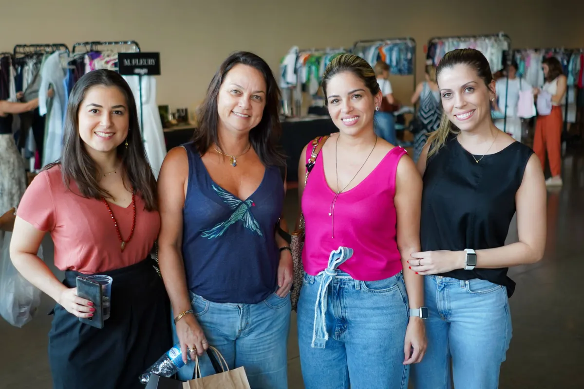 Ana Luiza Paiva, Susi Paiva, Renata Góis e Camila Santos