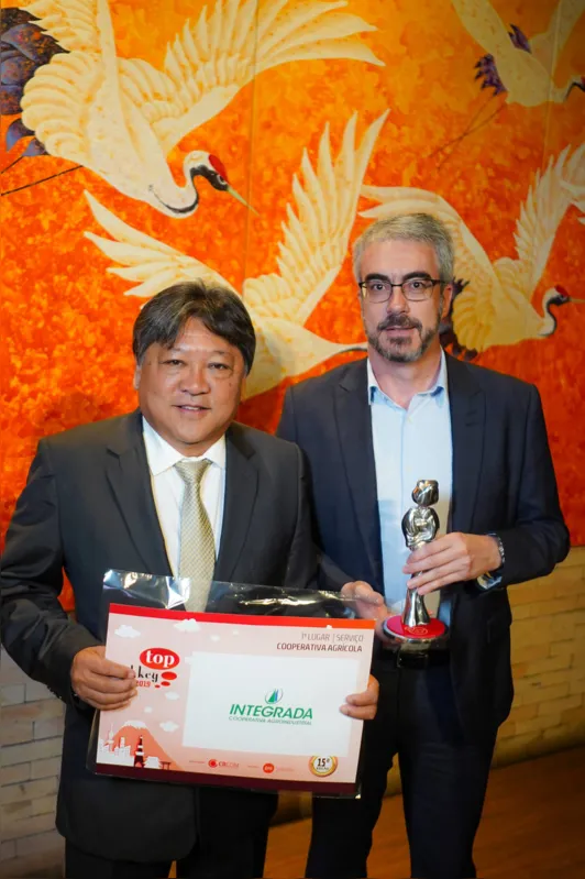 Sérgio Otaguiri e Haroldo Polizel, da Cooperativa Integrada (Cooperativa agrícola)

