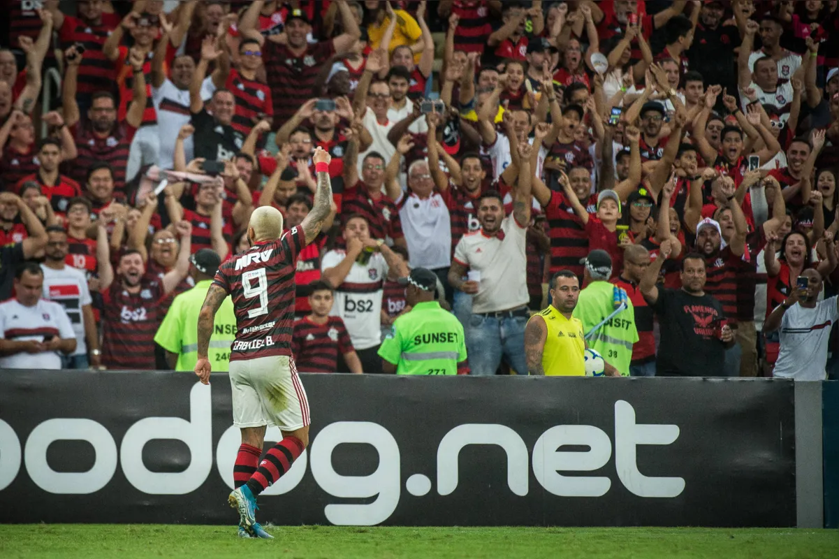 Imagem ilustrativa da imagem Um em cada cinco brasileiros torce para o Flamengo, aponta Datafolha