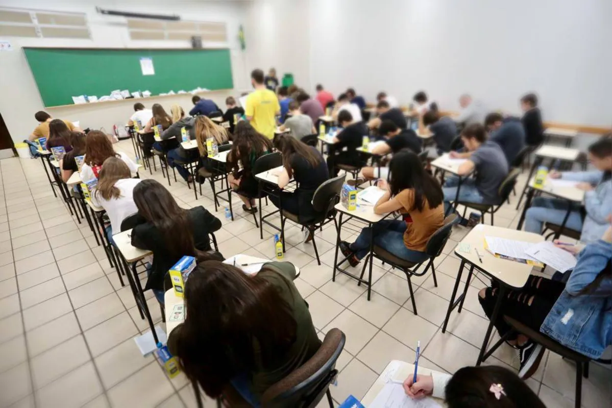 Imagem ilustrativa da imagem Universidade expulsa quatro alunos de Medicina por fraude em vestibular