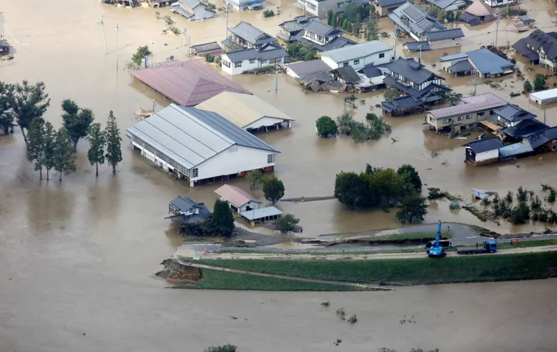 Inundação em Nagano depois da passagem do tufão Haigibis: em todo país, foram registrados pelo menos 31 mortos