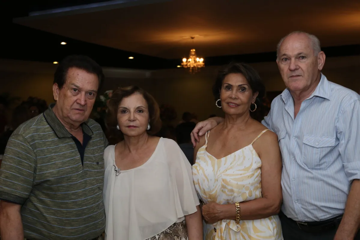 Moaci Mendes Leite e Roma Santos Leite com Jeanete G. De Albuquerque e Alceu Martins Albuquerque 