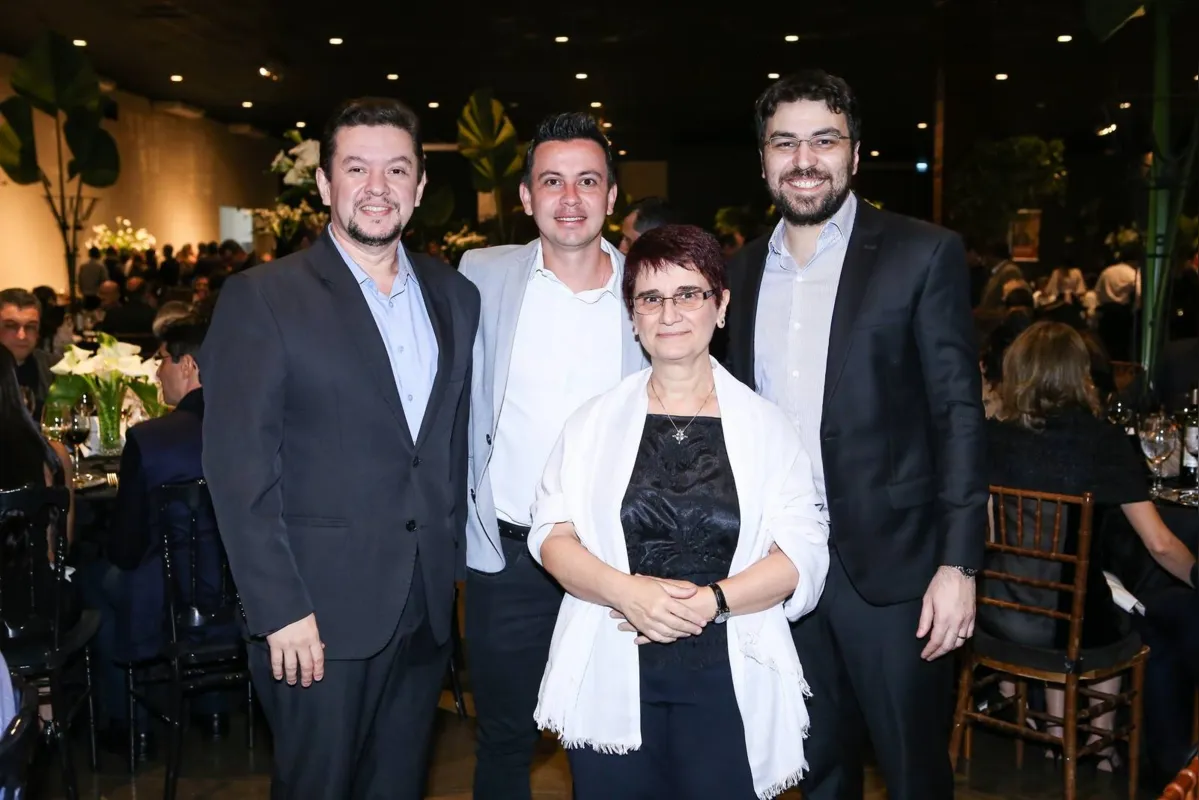 Diretoria da AEBEL - Lincoln Magalhães, Felipe Leme, Lourdes Marques e Bruno Bressinanini
