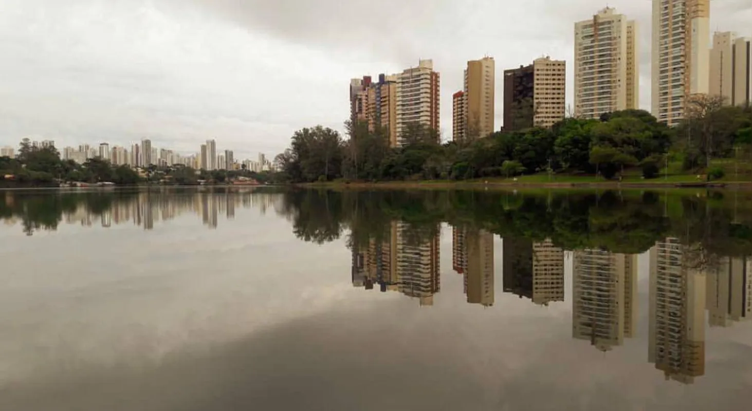 Imagem ilustrativa da imagem A CIDADE FALA: "Beleza em dias nublados"