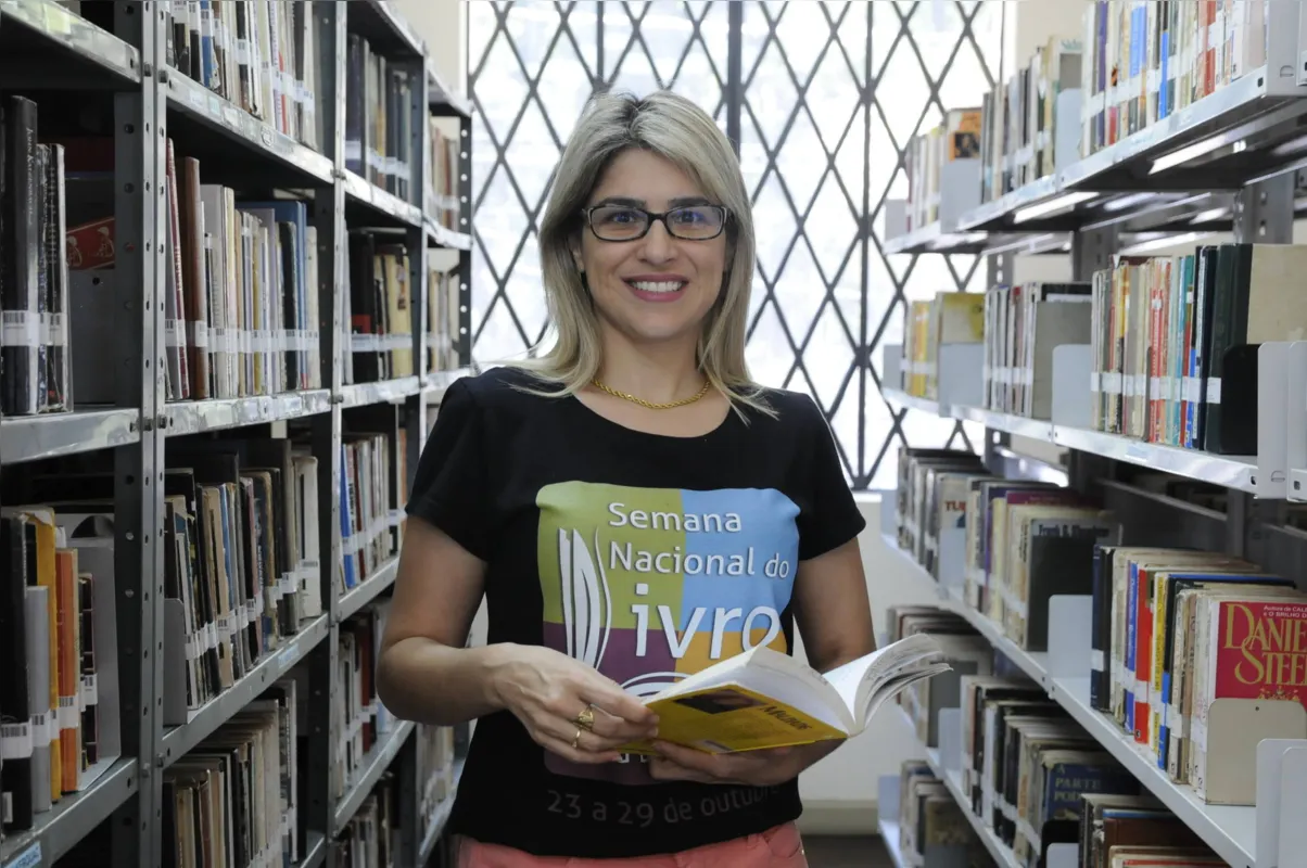 Leda Maria Araújo: "Quando o livro é inserido no cotidiano das crianças como um brinquedo, a leitura não vai acontecer de forma obrigatória"