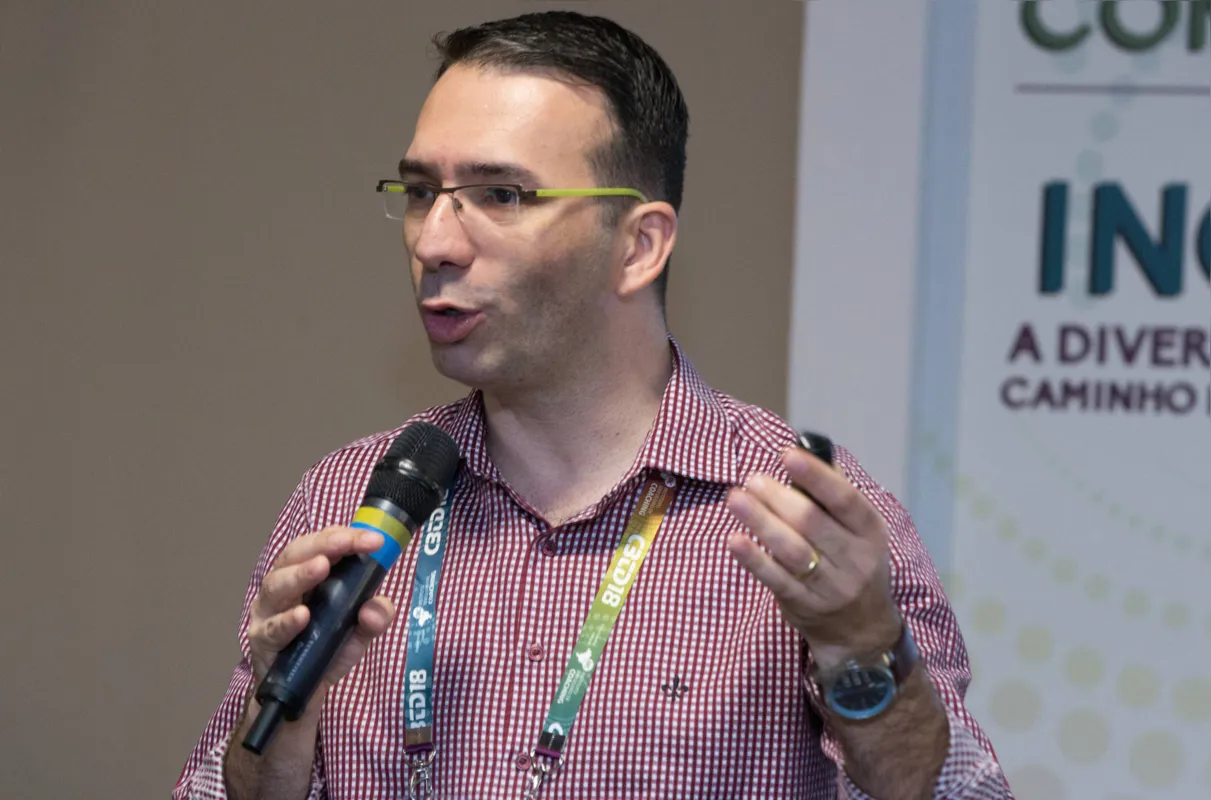Wellington Moreira: "É difícil ter a escuta ativa em uma sociedade muito conectada, mas tão desatenta"