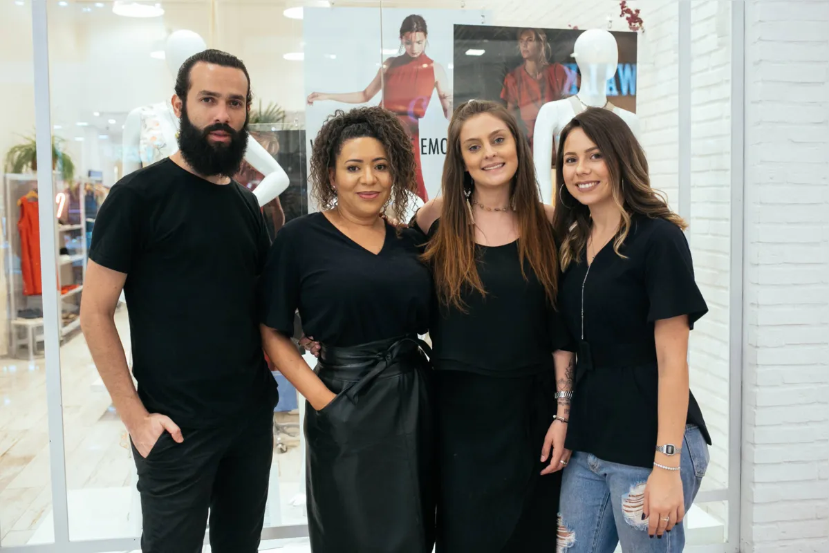 Duque, Tutti, Giovanna e Karla: a afinada equipe Twenty Four Seven Londrina