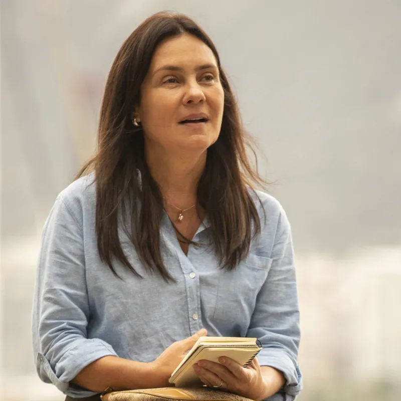 Na trama, três mães com diferentes dramas vêem seus destinos cruzados pelo acaso