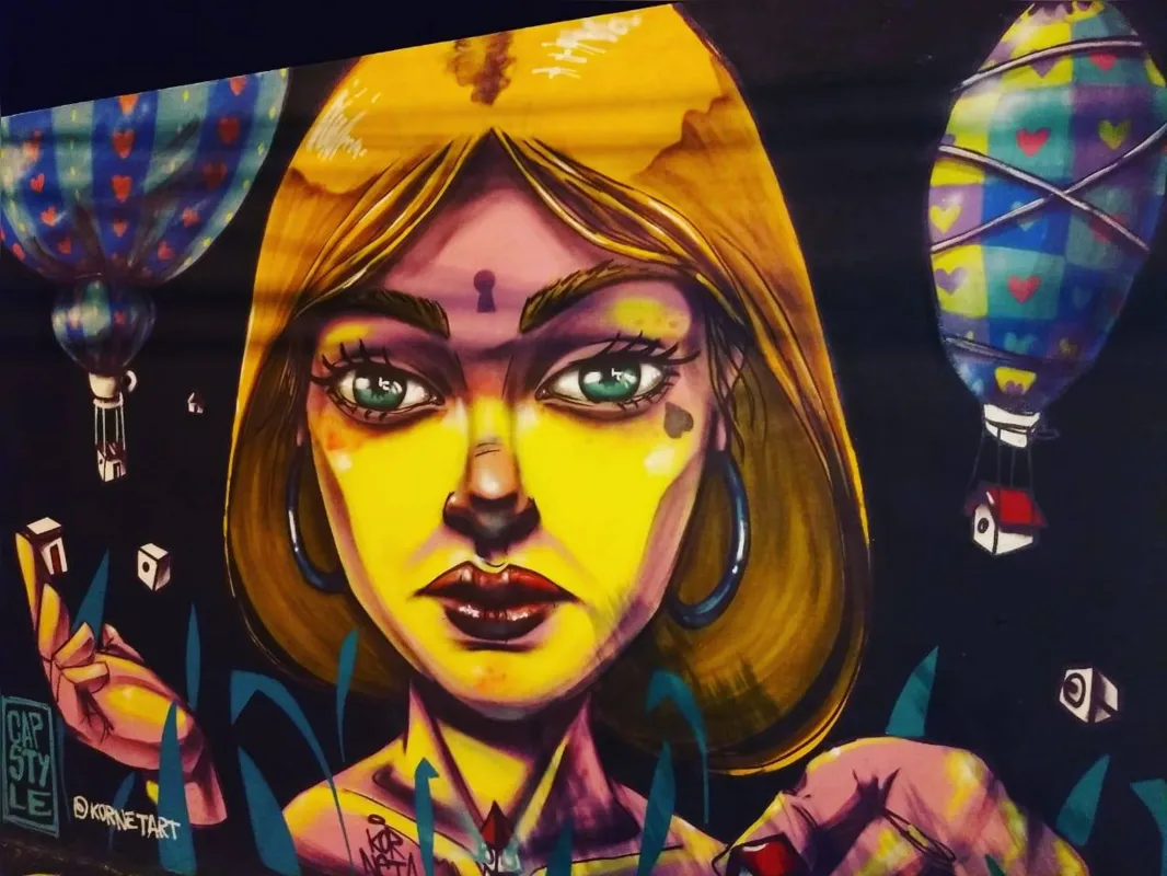 Imagem ilustrativa da imagem Arte no muro do cemitério