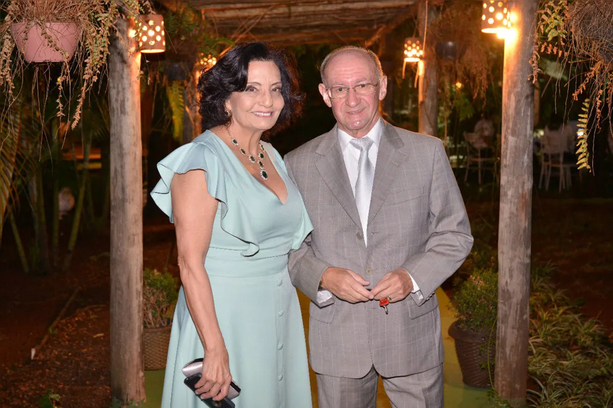 Nione Torres de Carvalho e José Madaleno de Carvalho 