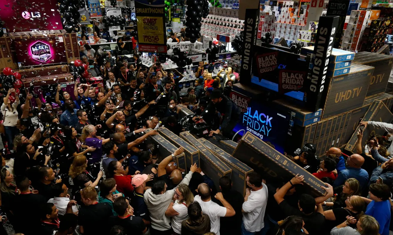 Imagem ilustrativa da imagem Black Friday: Americanas, Casas Bahia e Luiza estão entre sites mais reclamados